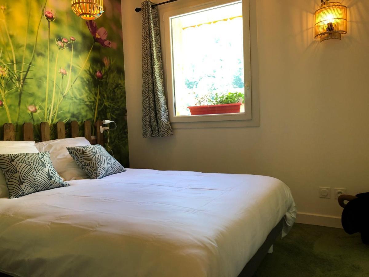 La Ferme Des Etroits Bed & Breakfast *